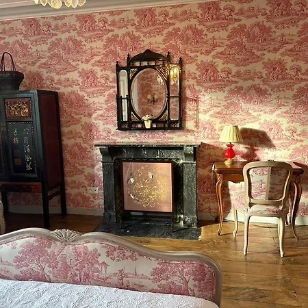 Chateau De Fontenaille * Saint-Pierre-Des-Landes