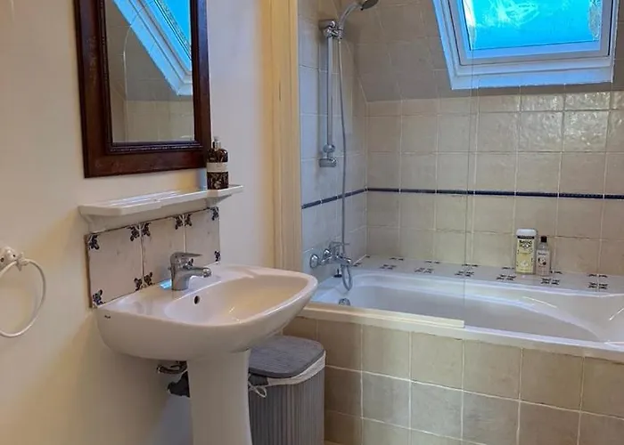 Château De Fontenaille Couette-café