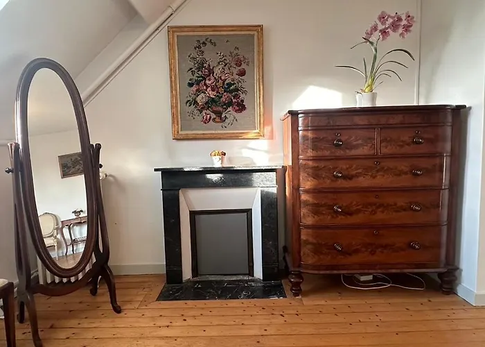 Couette-café Château De Fontenaille *